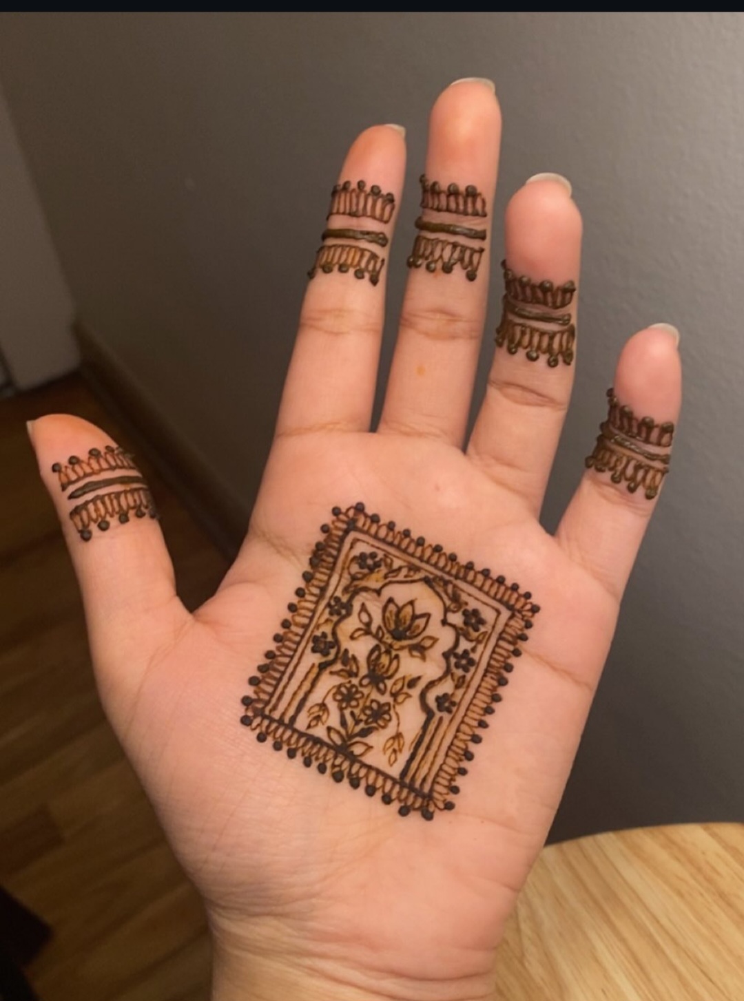 Henna Design 7